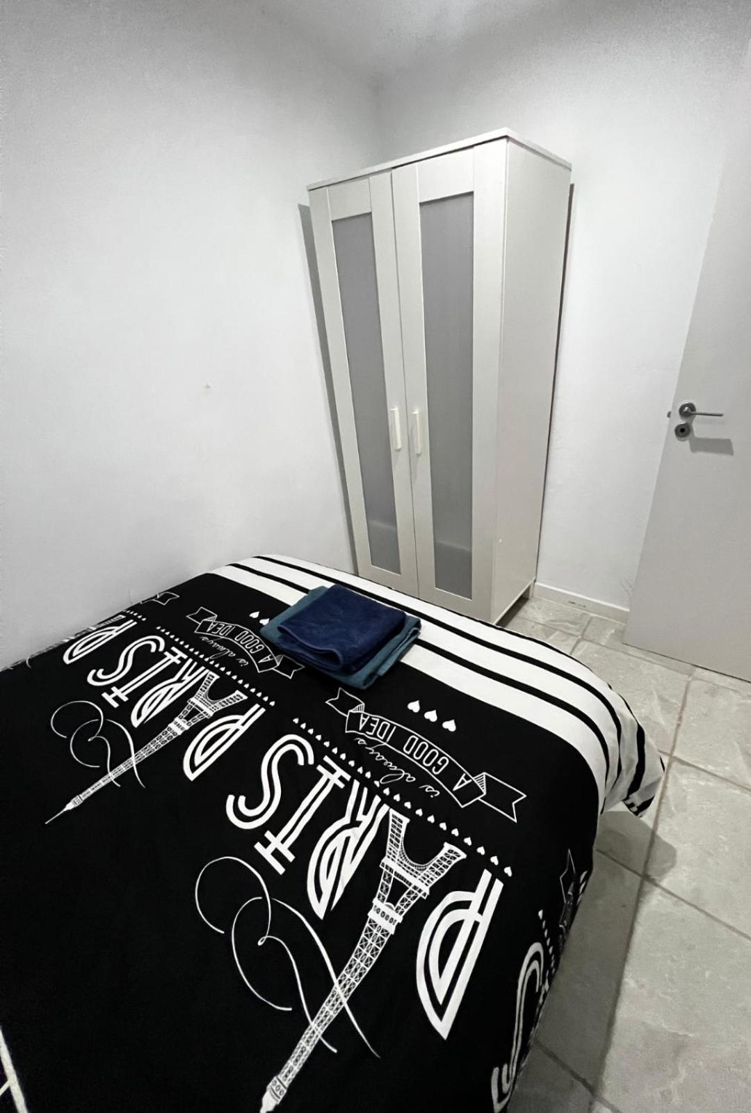 דירות Apartamento Centrico Economico En Berga P1 מראה חיצוני תמונה